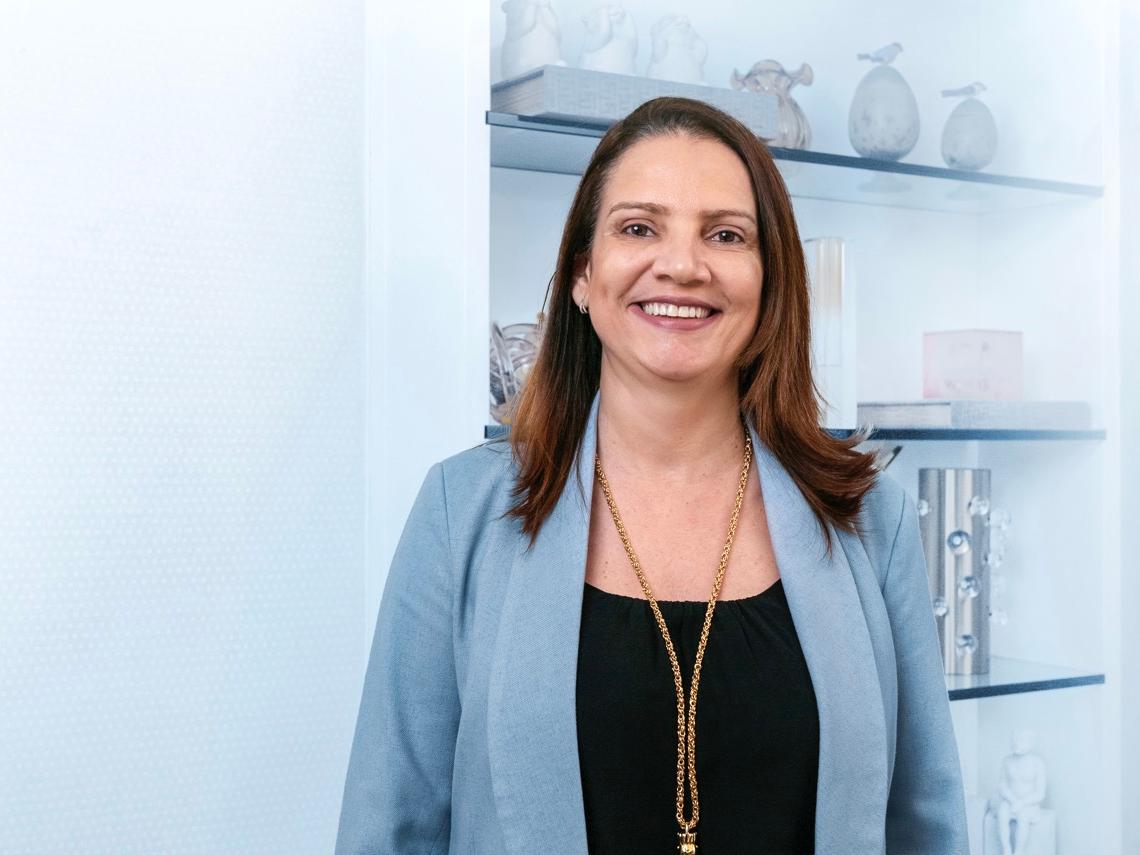 Dr. Márcia Toledo Brazil