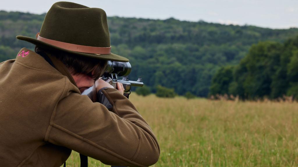 ZEISS V8 | 万能ライフルスコープ