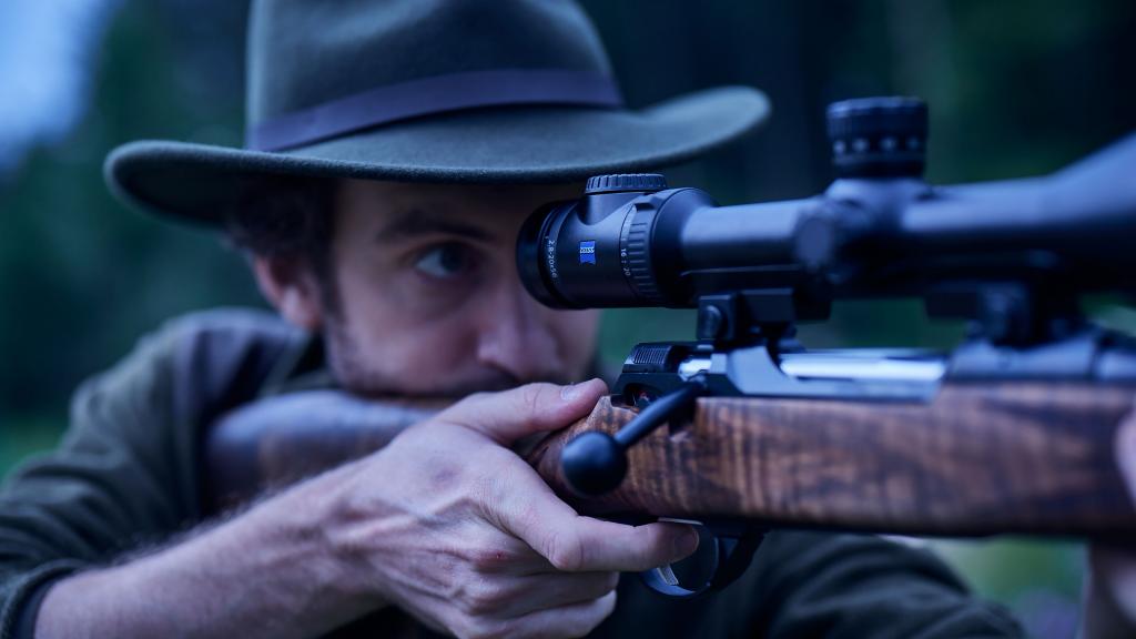 ZEISS V8 | 万能ライフルスコープ