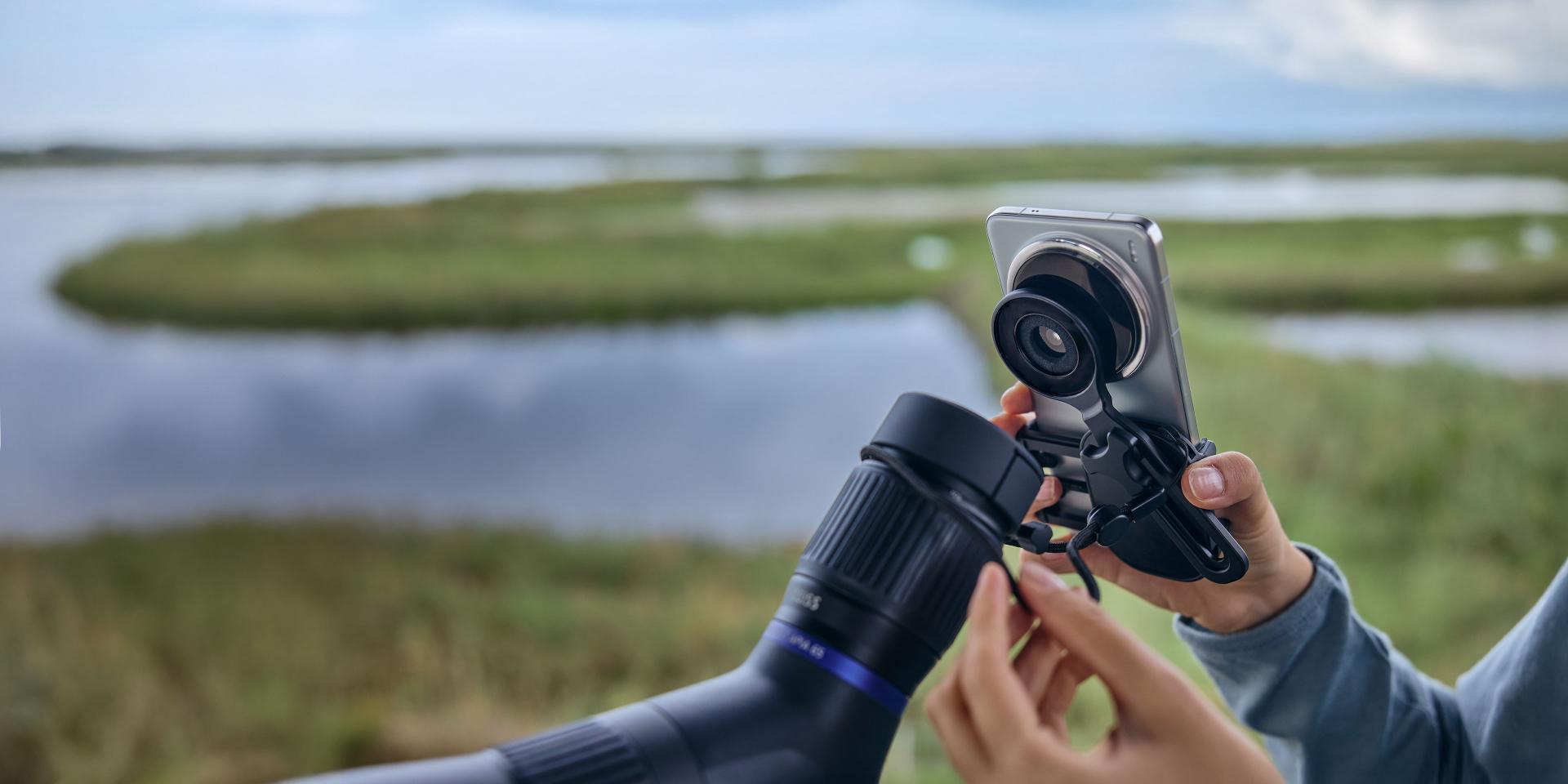 ZEISS デジスコープアダプター | あらゆる景色を、手軽に撮影