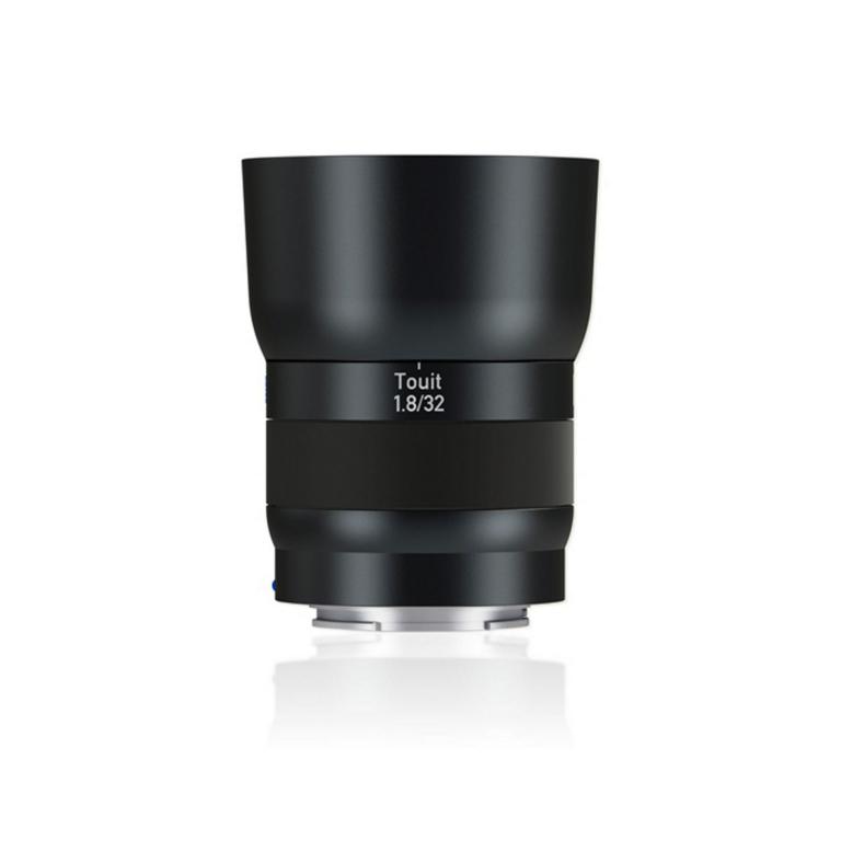 ZEISS トゥイット オートフォーカス APS-C レンズ（Sonyおよび