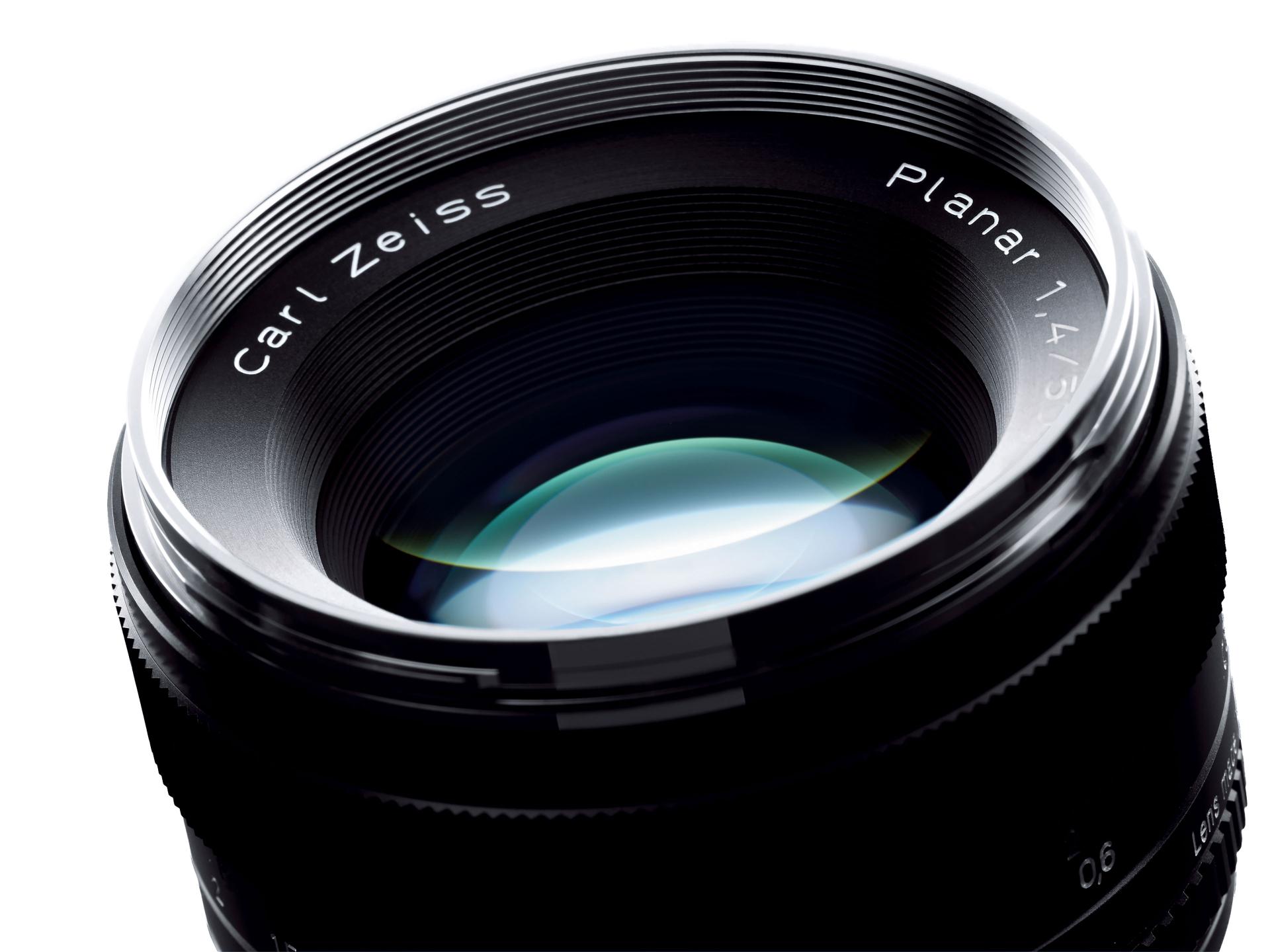 極美品 Carl Zeiss Planar 50mm F1.7 MMJ 083 Carl Zeiss Planar T* 50mm F/1.7 [AE, MM] | LENS-DB.COM