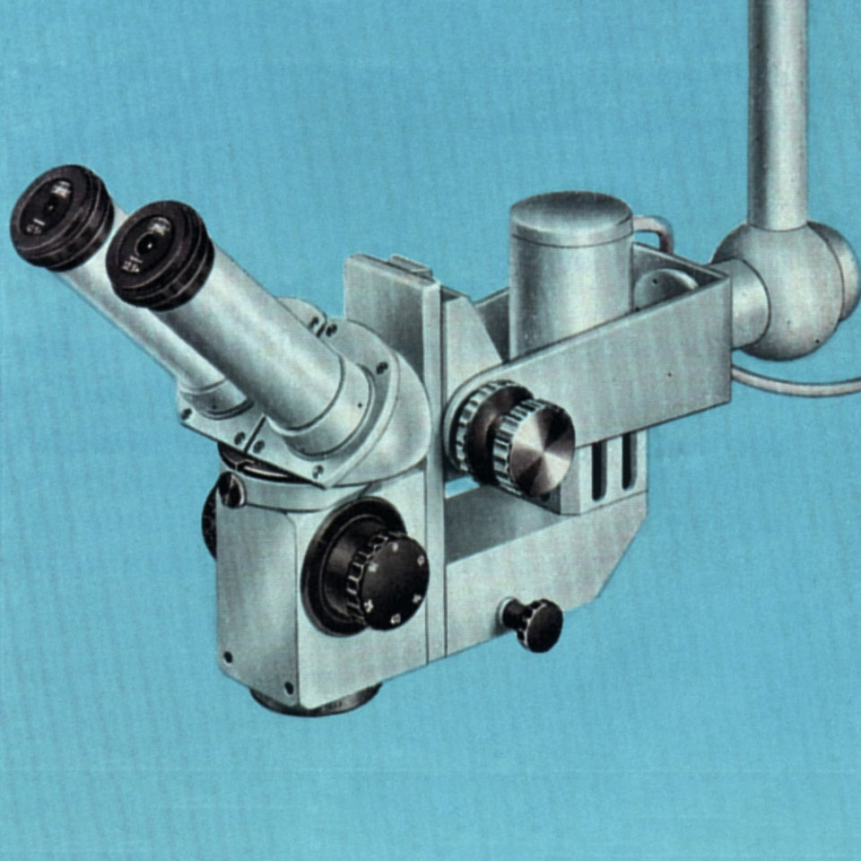 ZEISSによる、初の手術用顕微鏡の画像。 